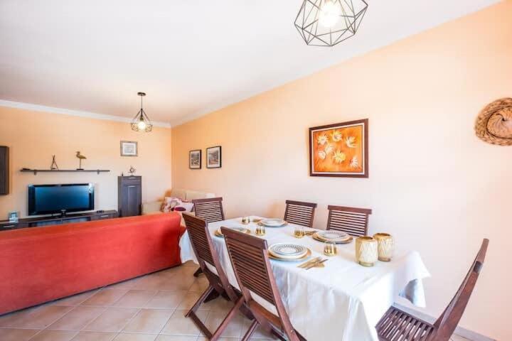 Apartment Alfarmar - Pool, Beach Only A Few Minutes Away Albufeira Ngoại thất bức ảnh
